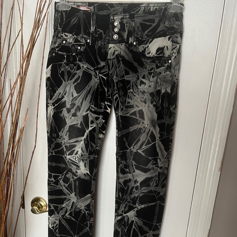 Dynamit Made in Italy Abstract Print Skinny Jeans Rhinestone Buttons Size 25 NWT
